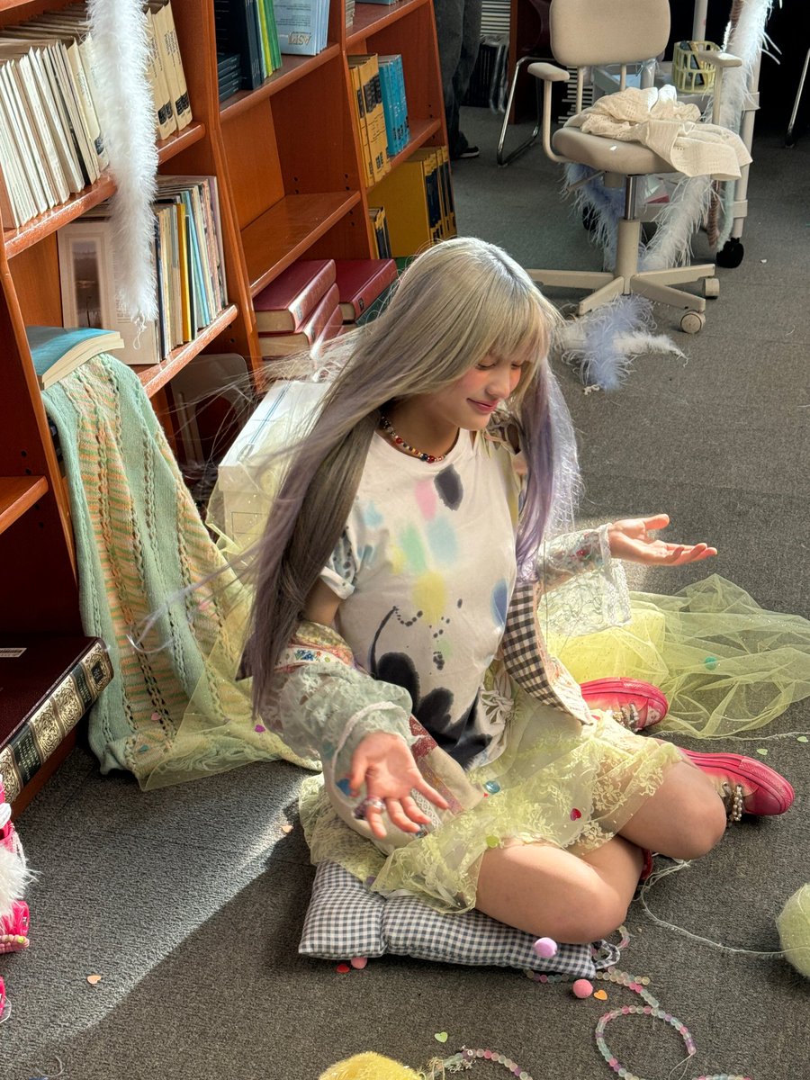 H402R's tweet photo. 📖´-🧶*｡📕.*🧸⋆*📚⋆͛💜ྀི https://t.co/C0qz8y0Orw