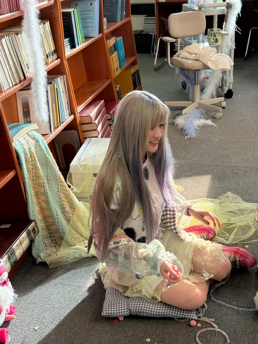 H402R's tweet photo. 📖´-🧶*｡📕.*🧸⋆*📚⋆͛💜ྀི https://t.co/C0qz8y0Orw