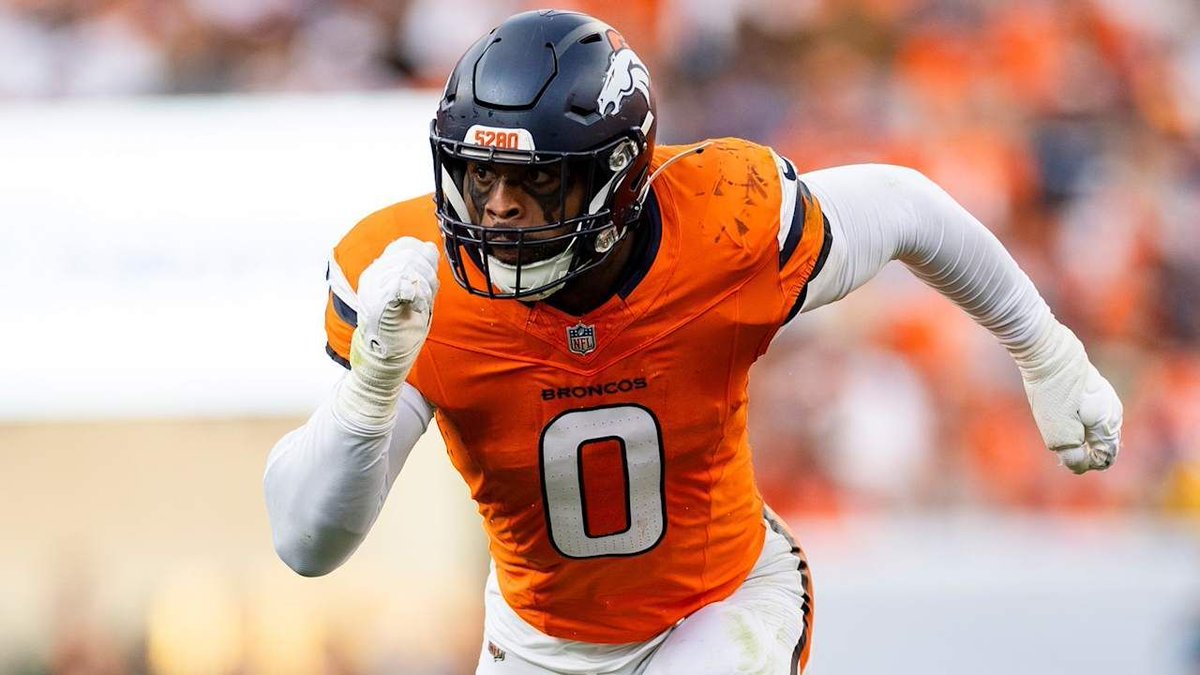 Broncos's tweet image. COOOOOOOOOOP!

OLB @JonathonCooper7 nominated for 2024 Art Rooney Sportsmanship Award » bit.ly/3OrndKi