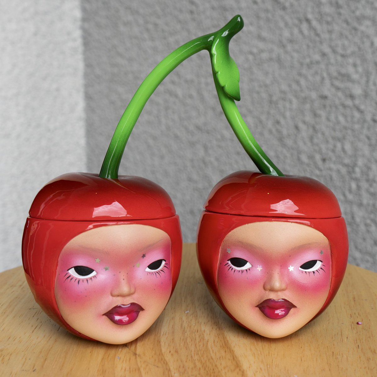 Bitchseida's tweet photo. Hand sculpted Cherry Babes 🍒 two vessels to store your small trinkets! https://t.co/KsE86DnZ16