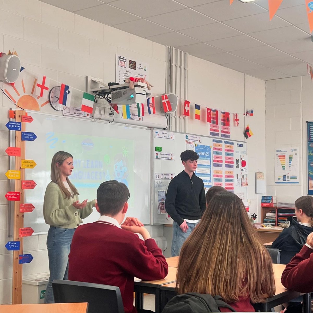 GlenartCollege's tweet photo. To conclude our #ThinkLanguagesWeek celebrations, we were delighted to have past students, Leaha and Aaron back with us to talk to students about studying languages at third-level. We wish them both all the best in the ongoing studies! @KWETB https://t.co/6c1qyZt2dr