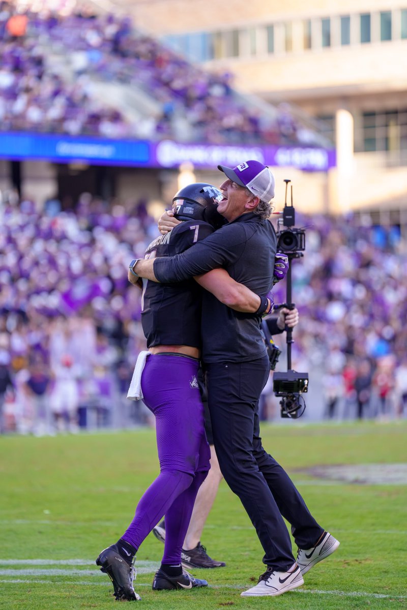 TCU_Athletics's tweet photo. the play. the reaction from coach 🥺. 

#gofrogs https://t.co/9lb9HFqwnA