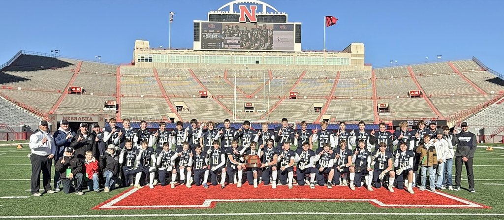 Epic Football (@epicteamcamps) on Twitter photo Class D2 State Champions!!
Congratulations to Central Valley Cougars <a href="/CVcougarFB/">Central Valley Cougars Football</a> <a href="/CV_Cougars/">CentralValleyCougars</a> <a href="/CougarsCoachB/">chip bartos</a> #epicfootballcamps Class D2 State Champions!!
Congratulations to Central Valley Cougars <a href="/CVcougarFB/">Central Valley Cougars Football</a> <a href="/CV_Cougars/">CentralValleyCougars</a> <a href="/CougarsCoachB/">chip bartos</a> #epicfootballcamps