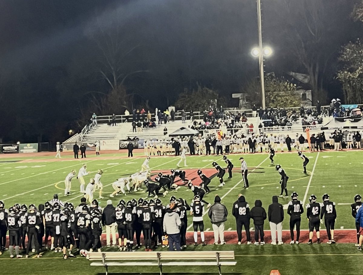 This was an ultimate playoff battle in the cold and rainy conditions between <a href="/madfootball3/">madwarhawkfootball</a> v <a href="/WeAreWestfield_/">Westfield Athletics</a> 
Here are my top performers🔝🔝🔝

<a href="/knicely_dominic/">Dominic knicely #1</a> <a href="/CaelYates/">Cael Yates</a> <a href="/JackAmbruzs/">Jackson Ambruzs</a> <a href="/Luke_salvosa/">Luke Salvosa</a> <a href="/_CadenGreen/">Caden Green</a> <a href="/ryancarlson22/">Ryan Carlson</a> <a href="/troy_lucas25/">Troy Lucas</a> <a href="/Malachi_ballin1/">Malachi Lee</a> <a href="/WesleyFlamer/">Wesley Flamer</a>