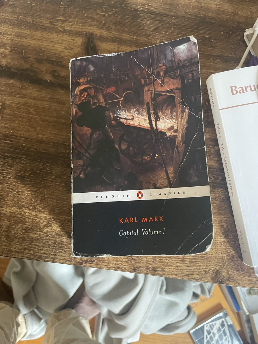 sl3epy33's tweet image. Just finished Capital Vol. 1 (Spine check for proof)