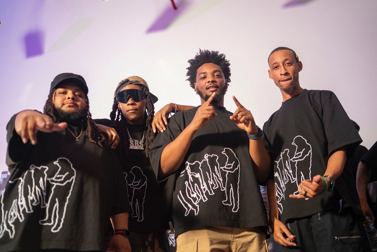 theerafootwork's tweet photo. “COMBO PACK” ep release party w/ @headsknownyc in Chicago! Incredible night! Keep streaming it! What city should “Lab Sessions” come to next!!? #theerafc #teklife #combopack https://t.co/7jhUZiPisR