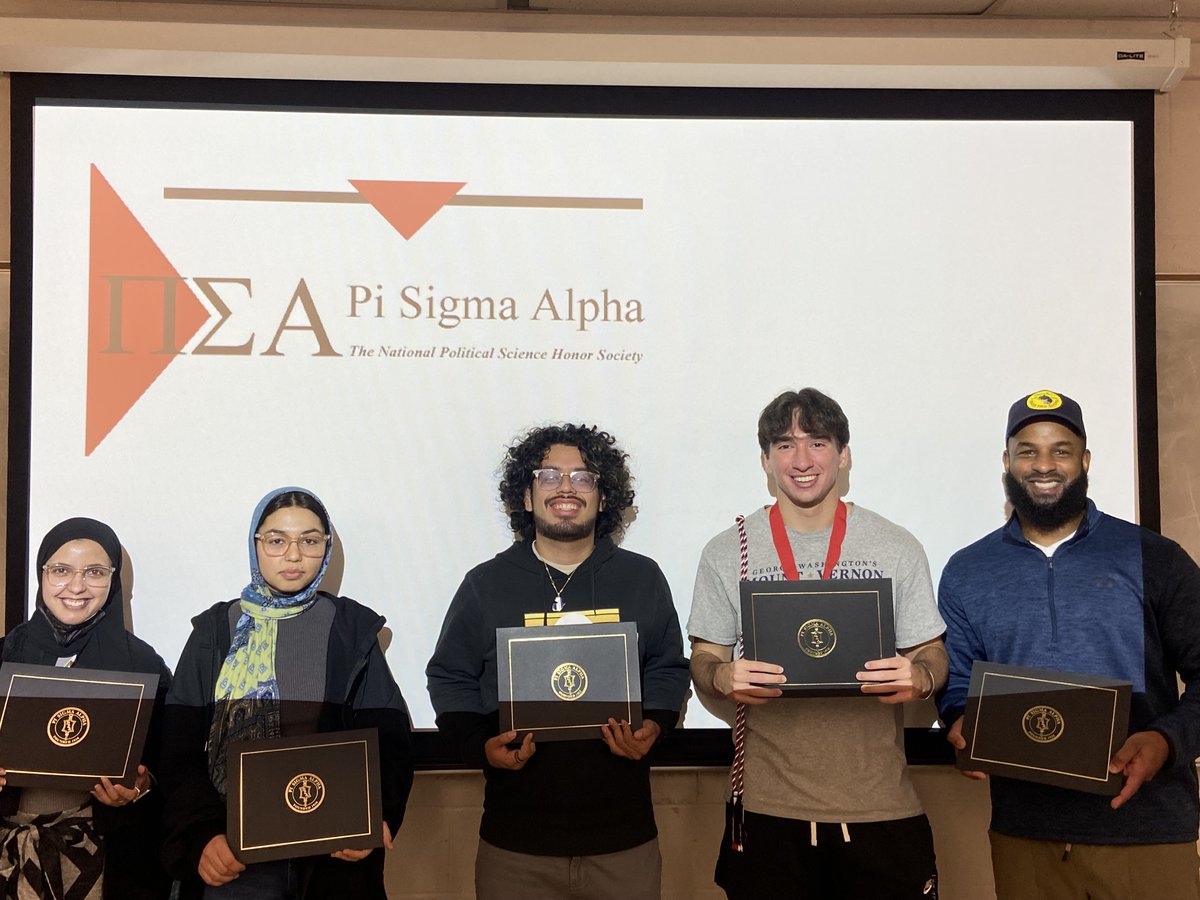 Today's induction ceremony of our Pi Sigma Alpha Honor Society with new members Dhekra Al Awdi, Anita Sadat, Luis Lopez Gamez, Blake Dexter, and Jason King!