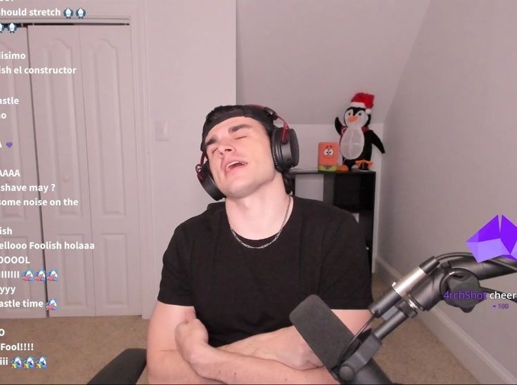 Buen inicio de semana 🤠 Estoy jodidisimo 🦈