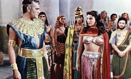 To mark the publication of <a href="/trim_obey/">Tim Robey</a> ‘s new book Box Office Poison, an alt history of Hollywood through its most notable flops, Tim presents Howard Hawks’ Land of the Pharaohs (Scorsese’s fav guilty pleasure…) <a href="/wshed/">Watershed</a> this Wed 6pm w/@bookhaus2 the perfect midweek pick me up 🤔