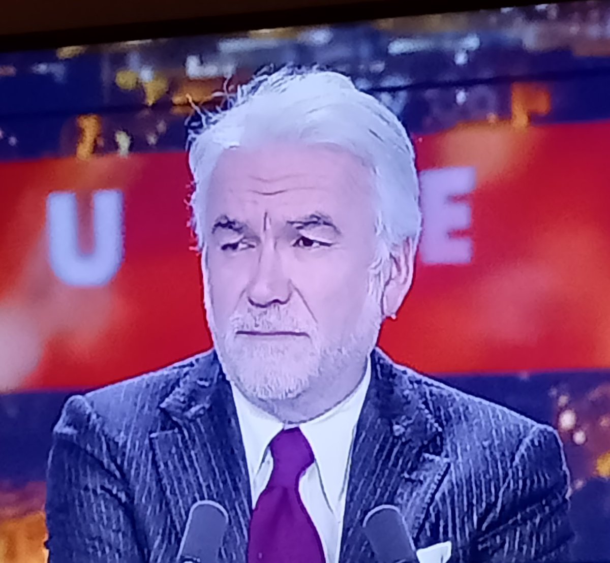 Alain87680175's tweet image. Le méprisant c&apos;est vous
Le &quot;je sais tout&quot; c&apos;est vous
Le pénible c&apos;est vous
La fausse science infuse c&apos;est vous.
Moralité, fermez-la !!
Vous êtes nul à ch...r !!😡😡
#Praud
#cnews