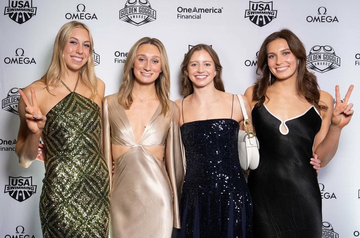 MR.CARTER 🌚 tweet media