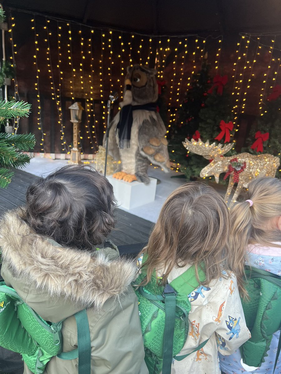 DeePointWillow tweet media