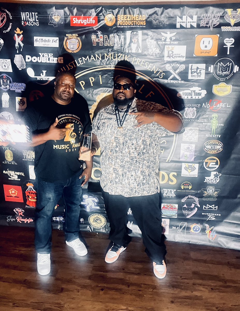TRAUMAMAN's tweet photo. Gulf coast music awards https://t.co/qc1BVQKamI