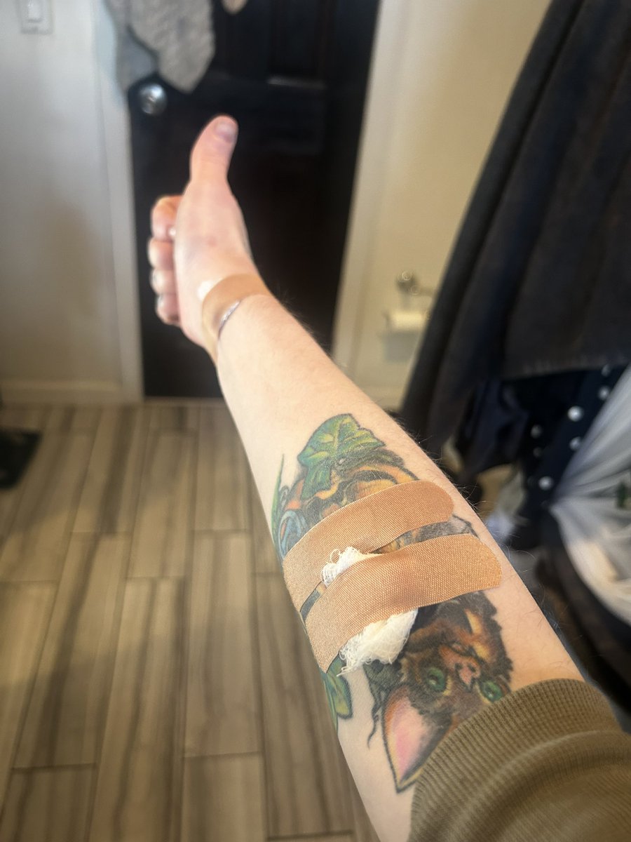Getting bloodwork is always a fun time.  Gotta love love low blood pressure and tiny veins 🥲  Yes i do drink lots of water... Its  still an adventure.

Stream later tonight ❤️