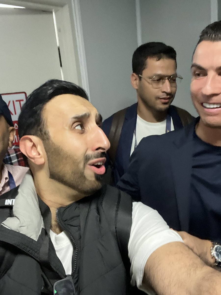 MohdQar's tweet image. رسمياً أنا ختمت التاريخ 😭💛💙