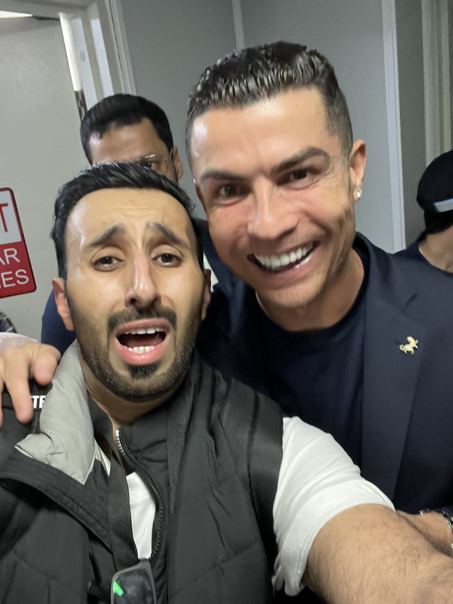 MohdQar's tweet image. رسمياً أنا ختمت التاريخ 😭💛💙