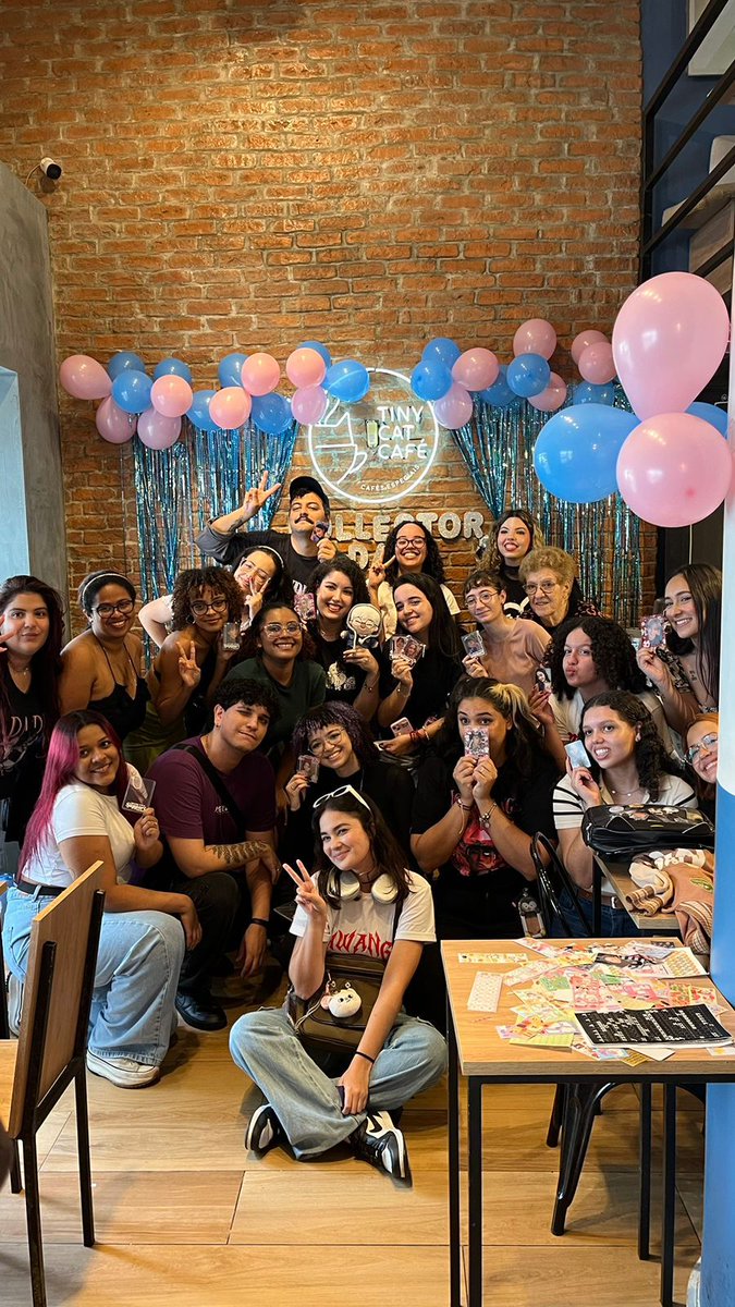 utteventos's tweet photo. Boa tarde, brilhinho! ✨ Como vocês estão?

Viemos trazer algumas fotos do evento e avisar que em breve liberaremos um post com tudo que rolou no Collector Day, está bem? https://t.co/CWkNKhLoox