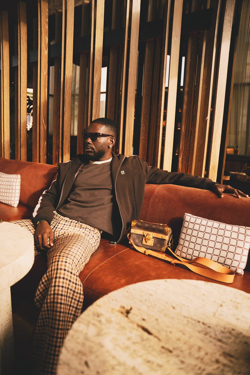 adekunleGOLD tweet picture
