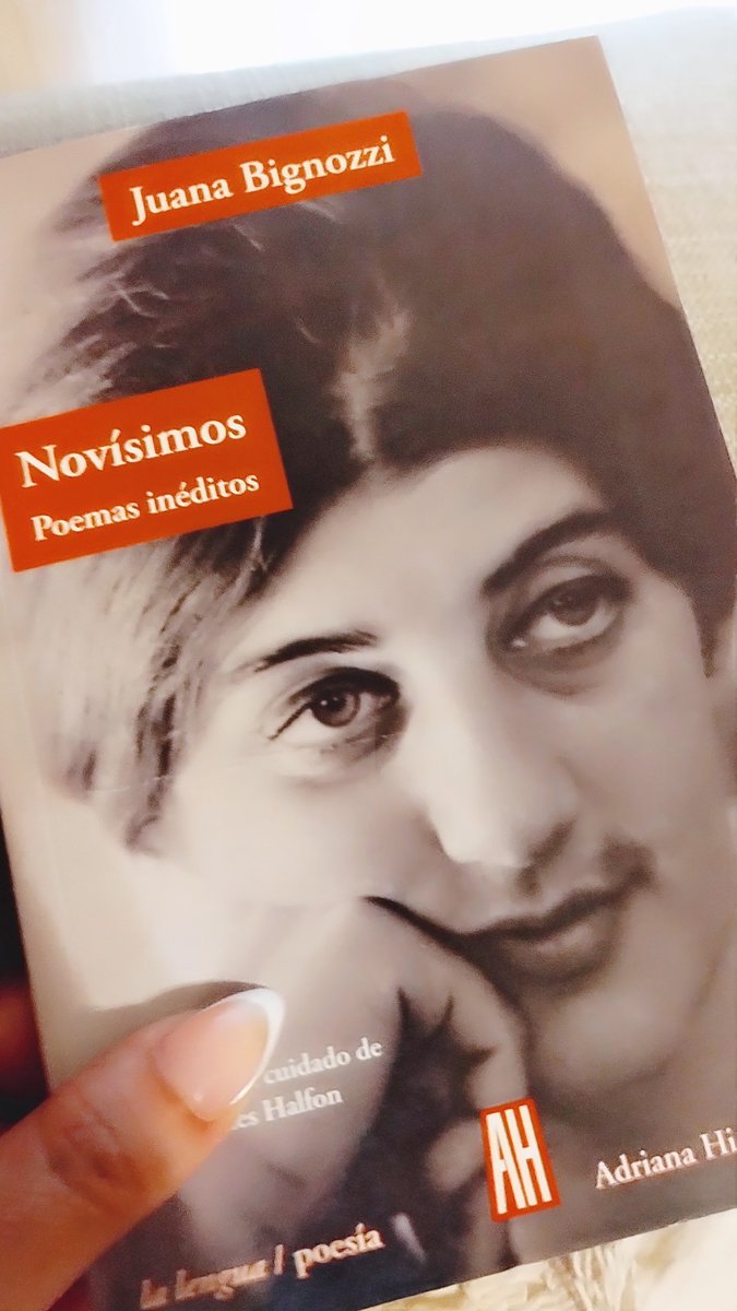 Hoy, la tristeza me sorprendió al leer estos versos de Juana Bignozzi. Las peores tristezas son las que irrumpen sin aviso, como un golpe invisible que revela un miedo que desconocíamos en nosotros.