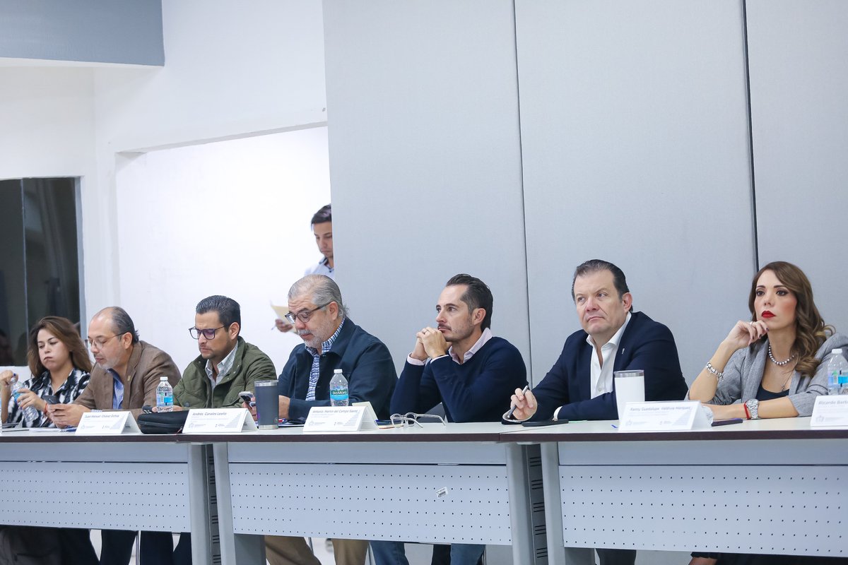 Mantenemos lo que vale la pena mantener y luego, con el aliento de la bondad soplamos el resto. En este apostolado del servicio público, fue un privilegio aportar un soplo al Sistema de Empleabilidad de Jalisco.

El único en México que surgió gracias a la visión y voluntad de