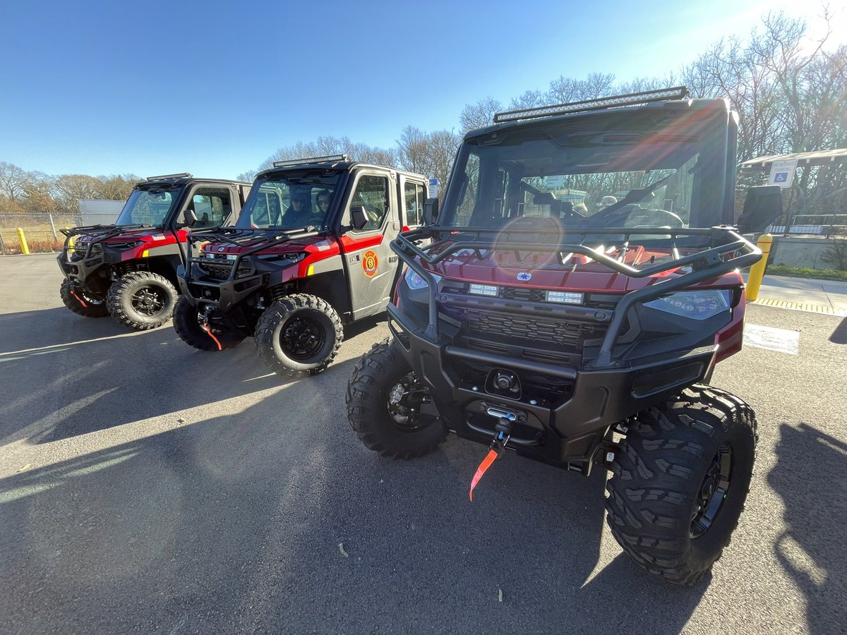 MassDOT's tweet image. Today at the @MBTA #Freetown Commuter rail station, Secretary Tibbits-Nutt joined local officials for a Southcoast rail rescue vehicle demonstration. “These rescue tools will help supply the area communities with high quality equipment necessary for a train related emergency.”