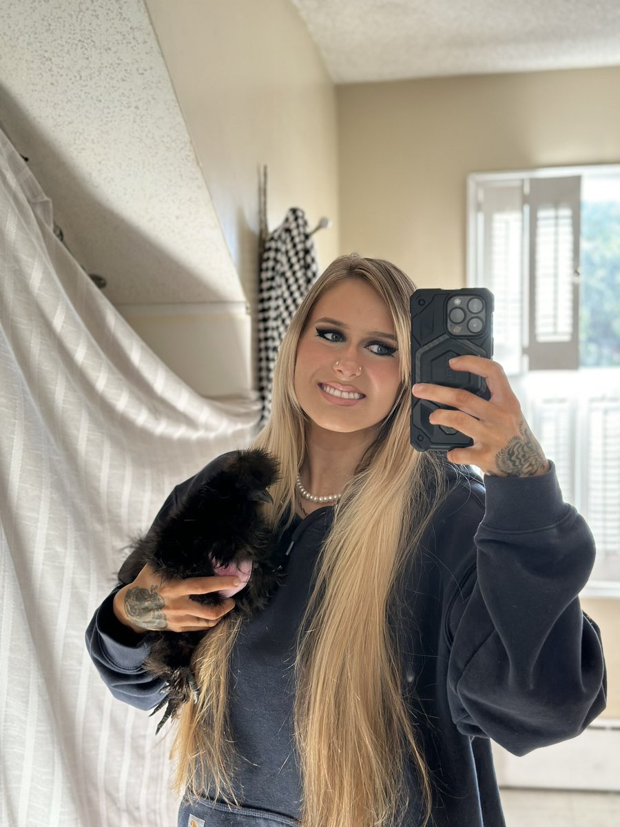 queenxjagain's tweet photo. https://t.co/FALvbz5ZPh
