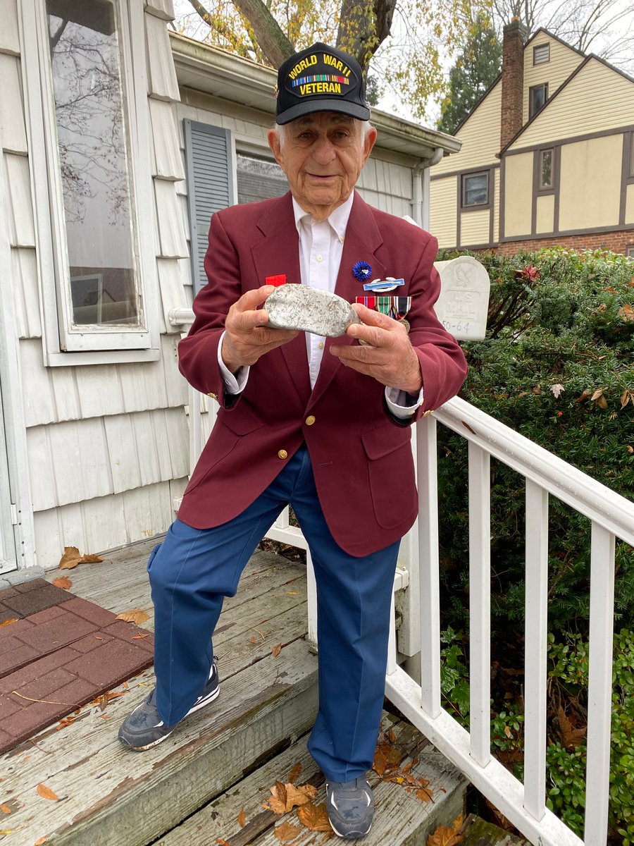 WWIIMemorial's tweet image. Yesterday, WWII veteran Harold Radish celebrated his 100th birthday! A decorated soldier, former POW, dedicated educator, and beloved family man, Harold’s life embodies courage, resilience, and community. Happy 100th, Harold! 🎉🇺🇸 #WWIIHero #100Years