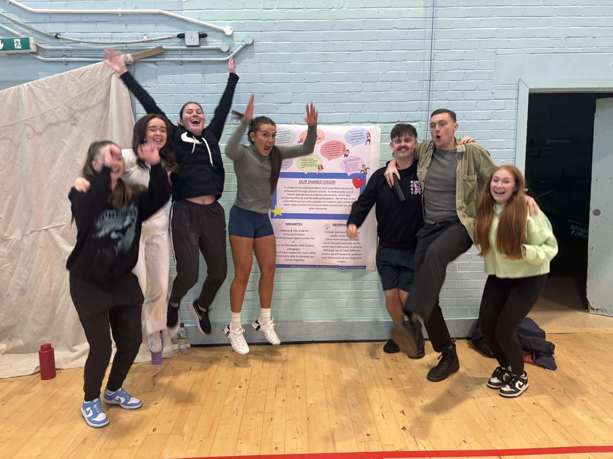 MissMMcLean's tweet photo. Year 4 - final day of uni ✅ started off with some vision sharing to the year 1’s &amp; 2’s, then onto the final volleyball tournament! Group A won overall 🏆🎉

Now onto final placement to wrap up amazing four years❤️ @UoE_PE https://t.co/1uWvS2ihDB