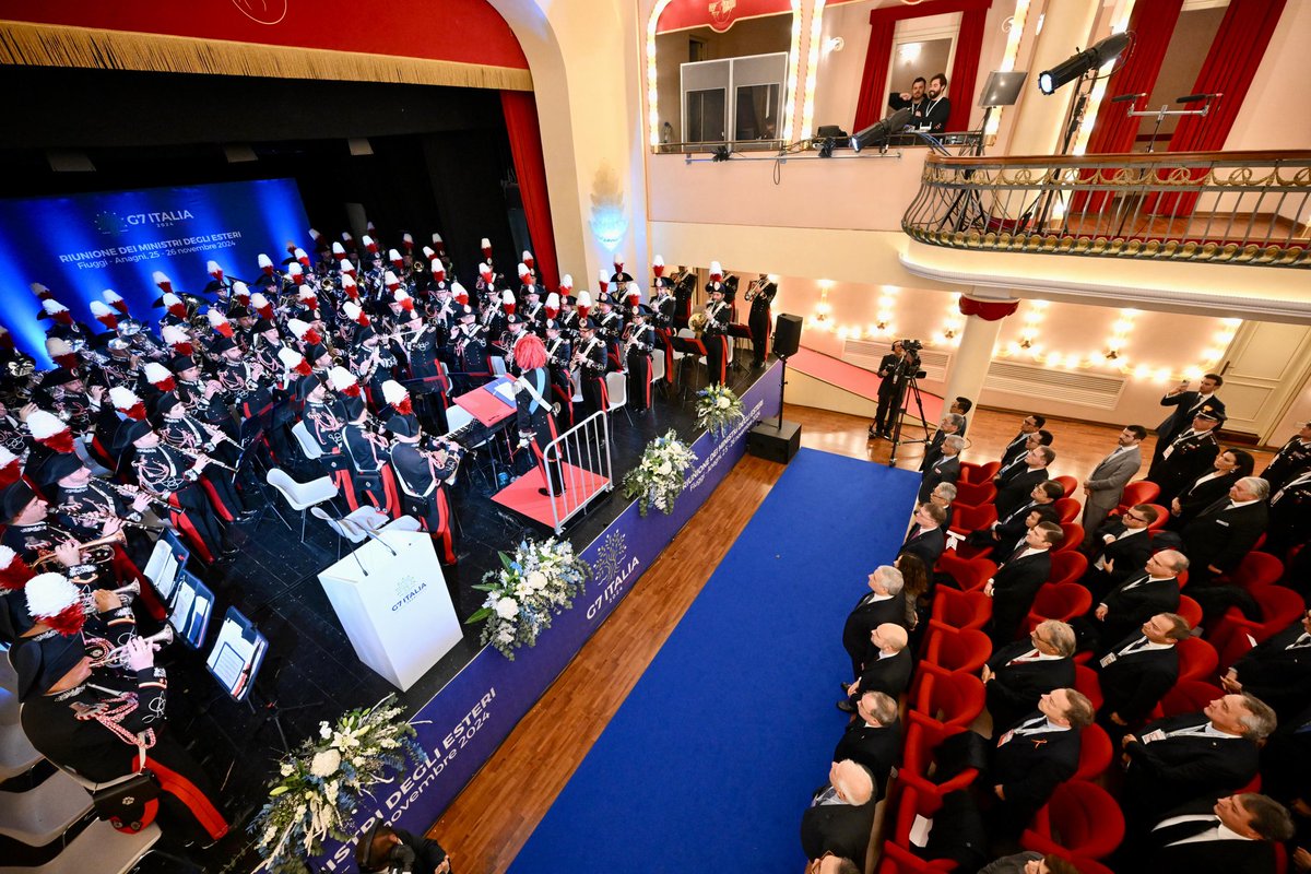 G7's tweet photo. The first day of the #G7 Meeting on Foreign Affairs in Fiuggi ended with the concert of the Italian Carabinieri Band. #G7Italy https://t.co/S77BRiCrAW