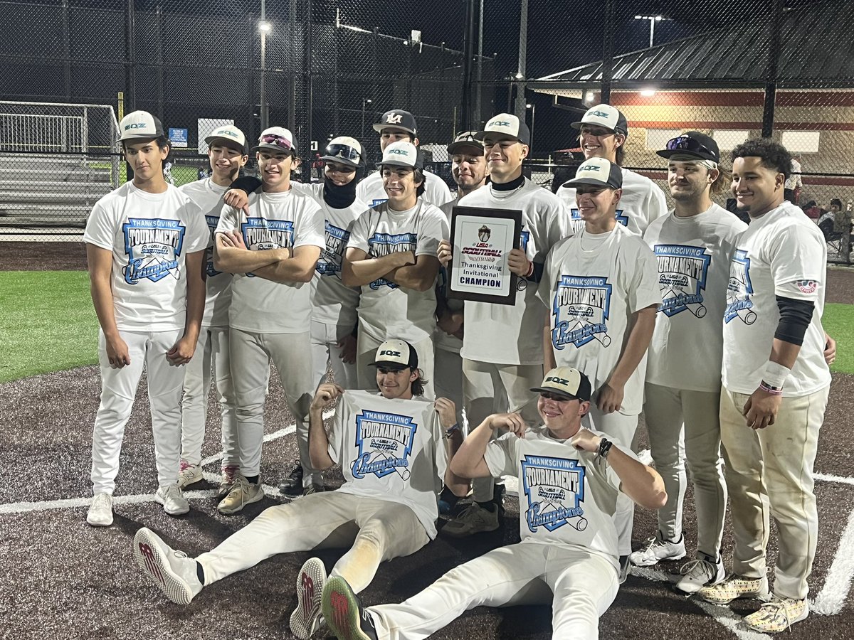 RDiebelBaseball's tweet photo. Our Squeeze team won this weekend’s 18U tournament in Davenport, FL!!!!

The final game was won when Reilly caught the last fly out! Score was 10-8 and went 10 innings!

Reilly’s stats:
59% QABs; 0.500 OBP 
MIF: 4 PO, 6 assists and 0 errors 
@SQZBaseball @lhpsbaseball #victory https://t.co/GmyRk0VYmw