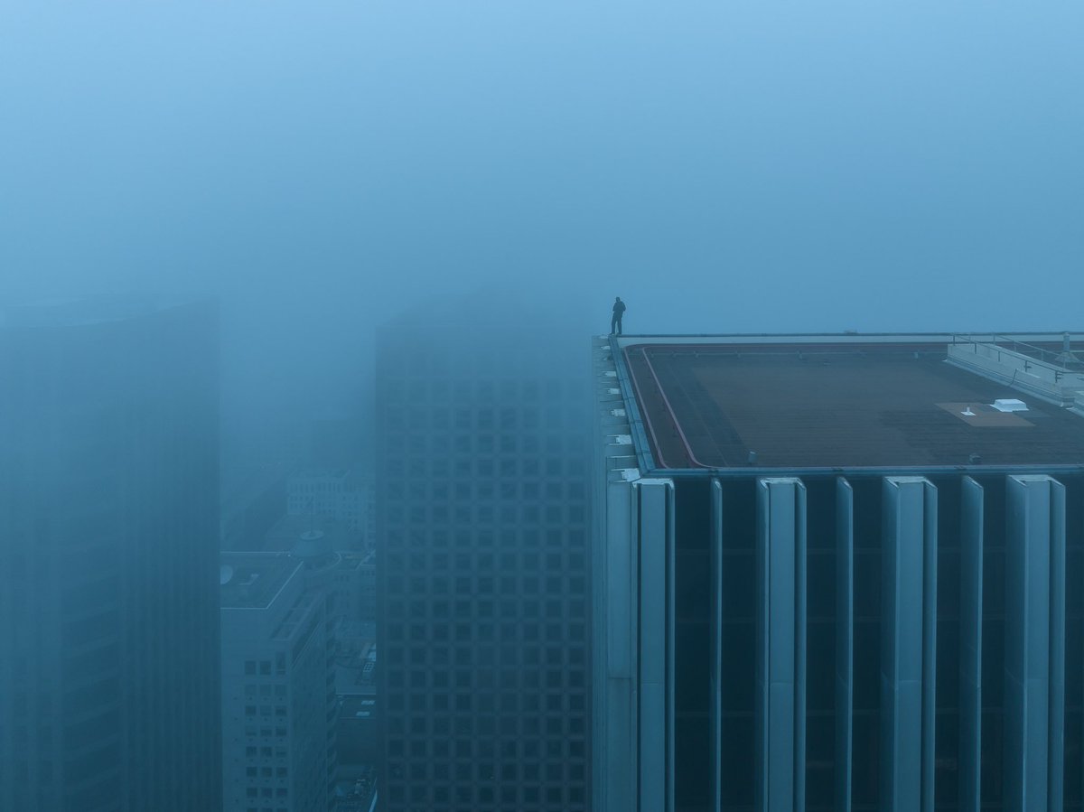 Lost in shades of blue