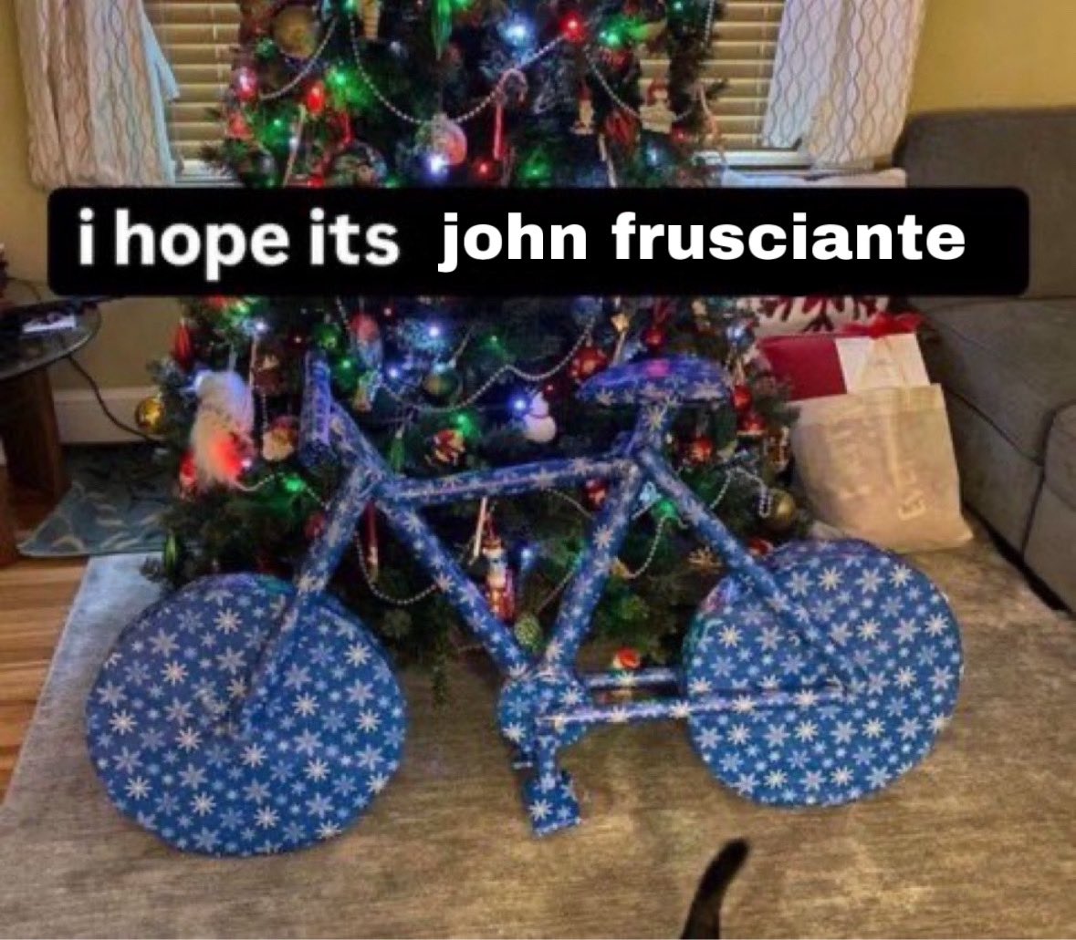 roxy (@stormclooud) on Twitter photo 