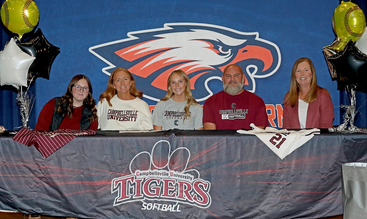 RichmondRsports's tweet photo. HIGH SCHOOL SOFTBALL
Madison Southern senior Ashlan Estep signed a national letter of intent with Campbellsville University on Monday in Berea https://t.co/9foJPXyN8O