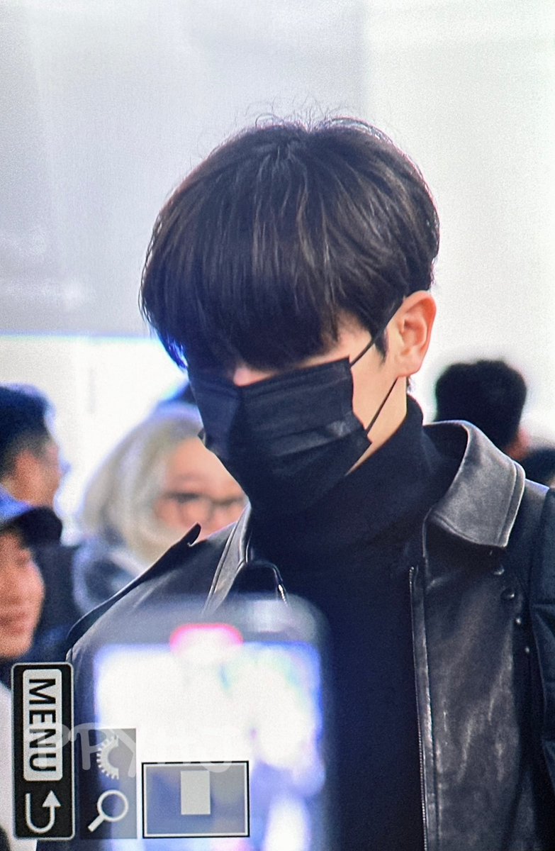 241126 ICN
#현재 #HYUNJAE 
#더보이즈 #THEBOYZ