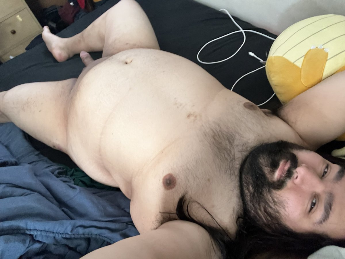 BellyBoar's tweet photo. How I wake up everyday https://t.co/TsuEMe6hGU