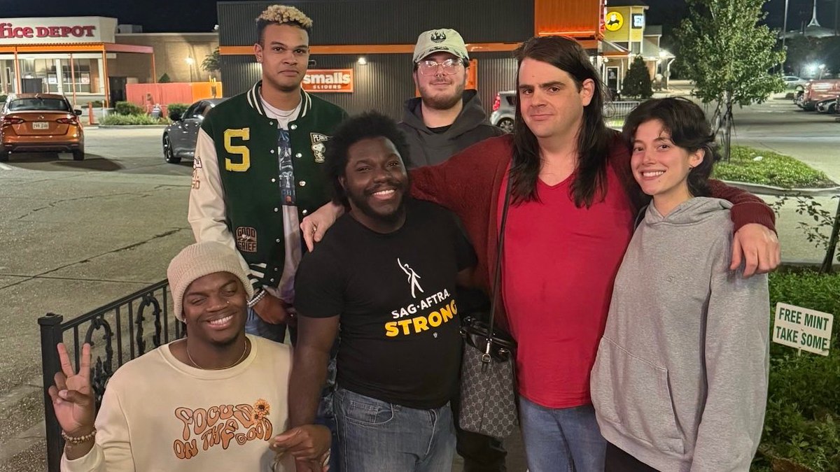 This month, Starbucks workers have been organizing in stores all over the country. Our union is getting bigger + stronger every single week! 🔥✊

WORKERS JUST WON UNIONS IN:
✅Oceanside &amp; San Jose, CA
✅Baton Rouge, LA
✅SLC, UT
✅Springfield, MO
✅Buffalo, NY
✅2 stores in NYC!