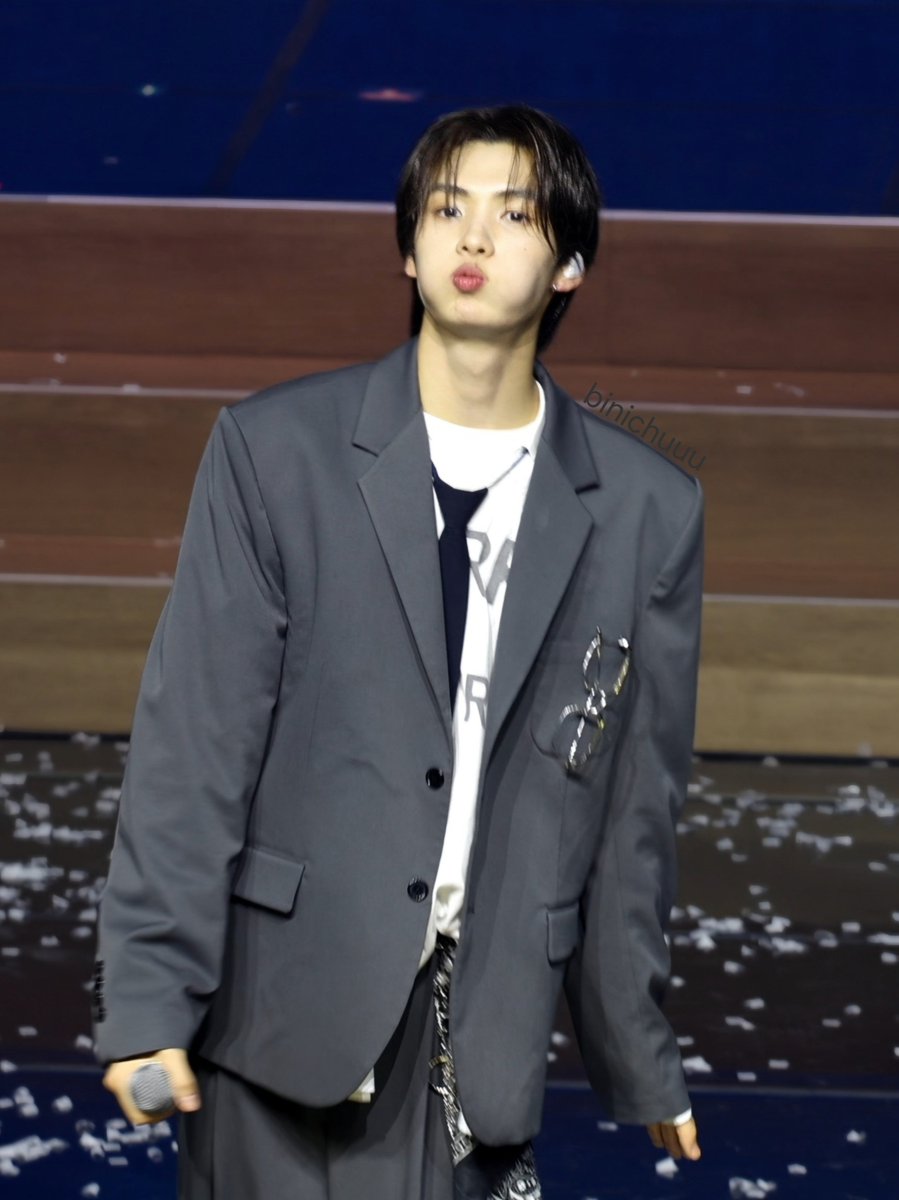 binichuuu__tws's tweet photo. 241125

😗😗

#투어스 #TWS #영재 #YOUNGJAE https://t.co/LlpuwkeBoT