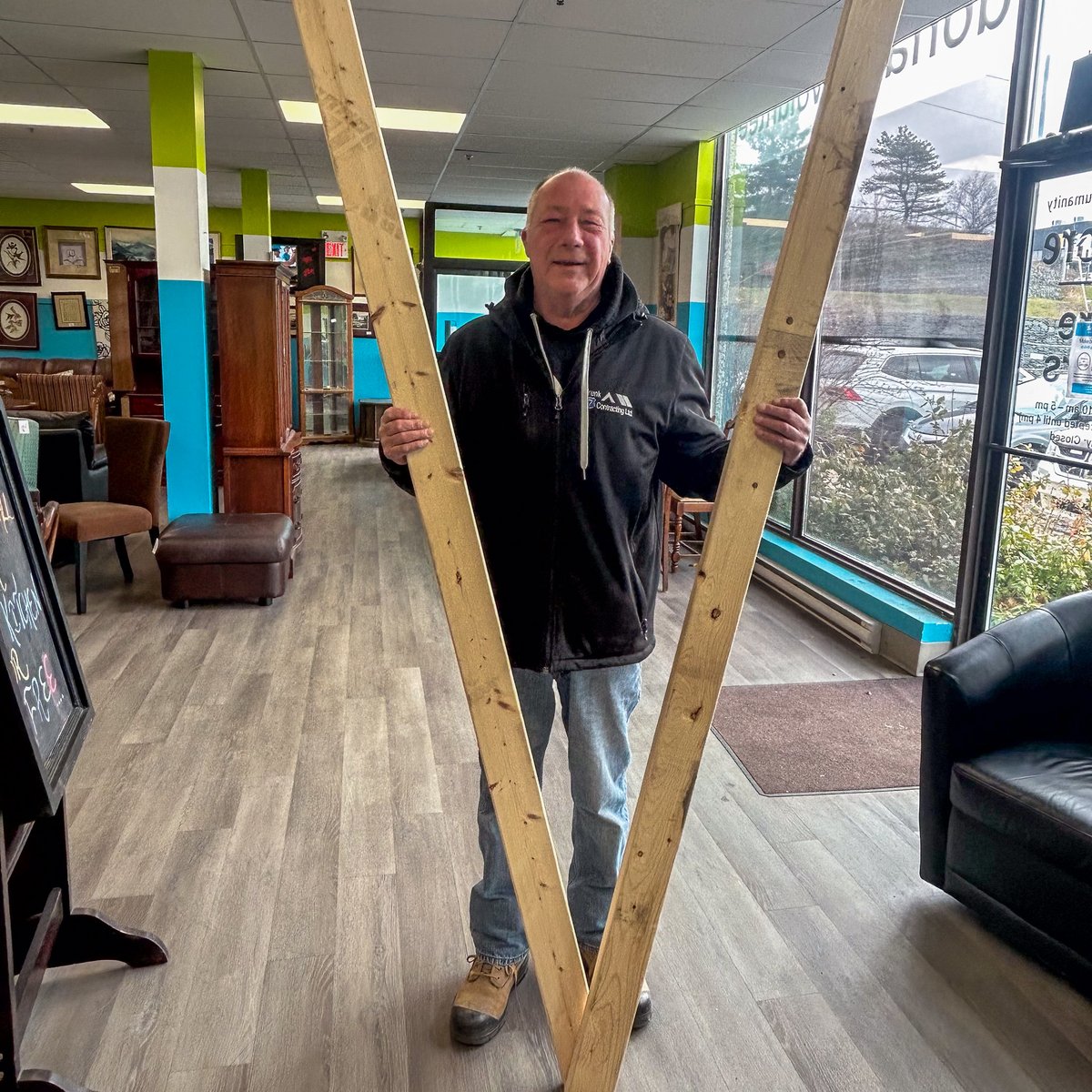 HabitatNS's tweet photo. A big thank you to Captivated Construction and Trunk 7 Contracting Ltd. for sponsoring studs during this year's Stud-A-Thon! We can't wait to see the creativity and flair you bring to your decorated studs!
#HabitatforHumanity #CommunitySupport #Dartmouth #halifax https://t.co/O1Np7iHVmW