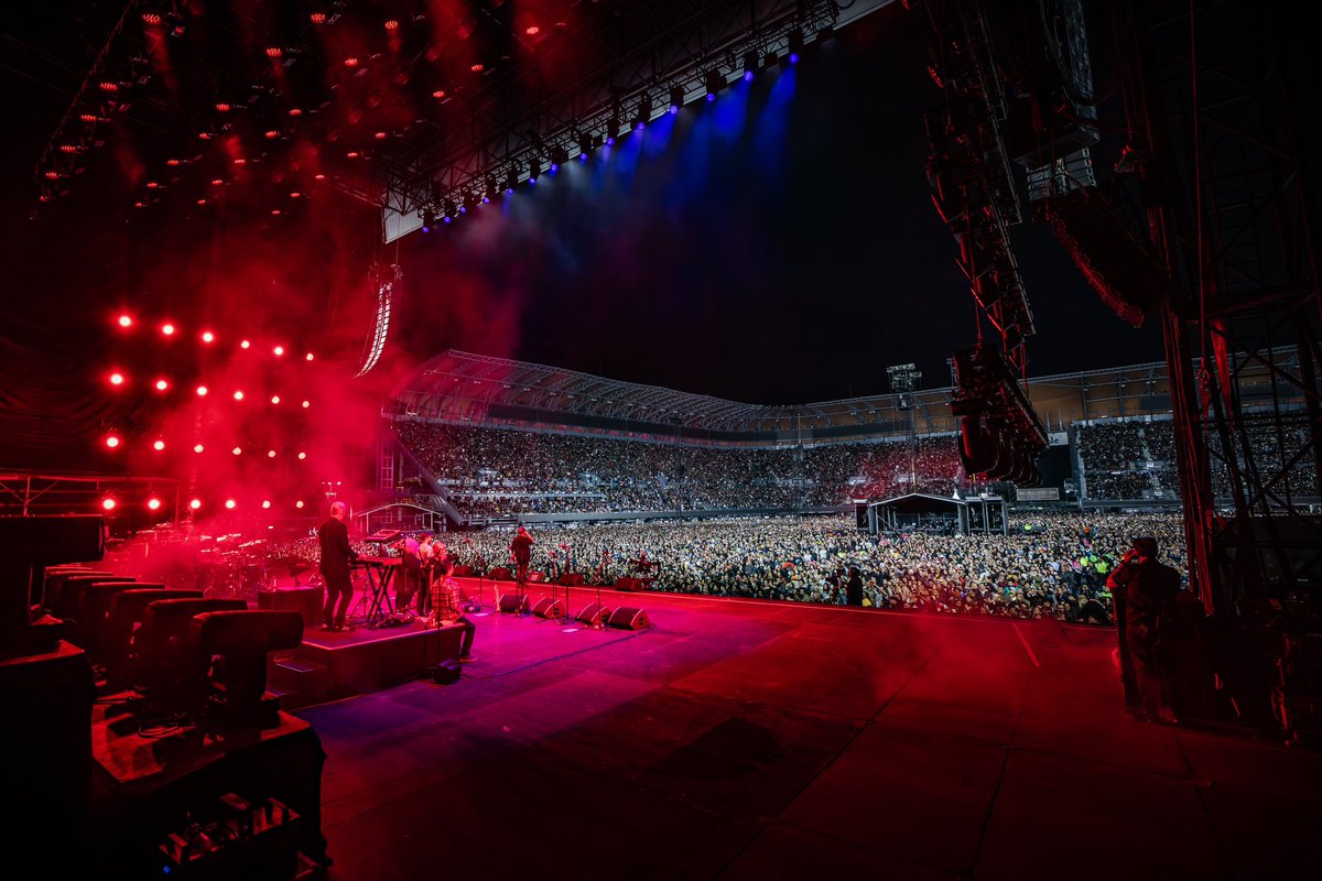 Este fin de semana <a href="/lfcoficial/">Fabulosos Cadillacs</a> tuvo un noche inolvidable en el Foro Sol, México🇲🇽

La fiesta estuvo allá con localidades agotadas gente 🤟🏻🔥
