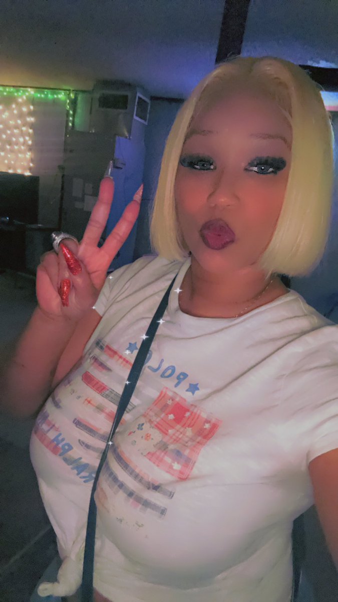 mztamikababy's tweet image. Blondes have more fun🤩 #lashesbyme