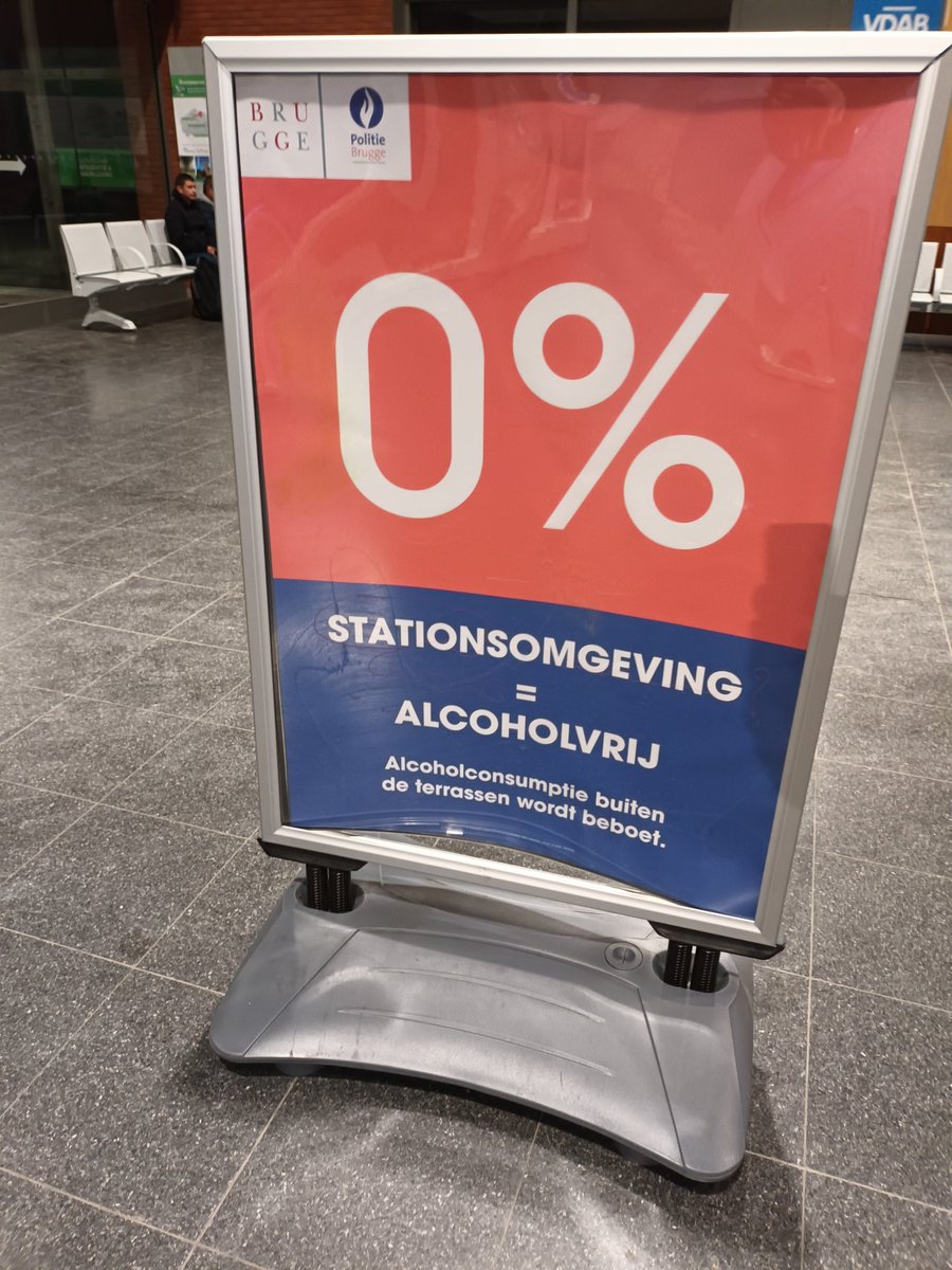 Ondertussen in Brugge: nul procent van de stationsomgeving is alcoholvrij 🤨