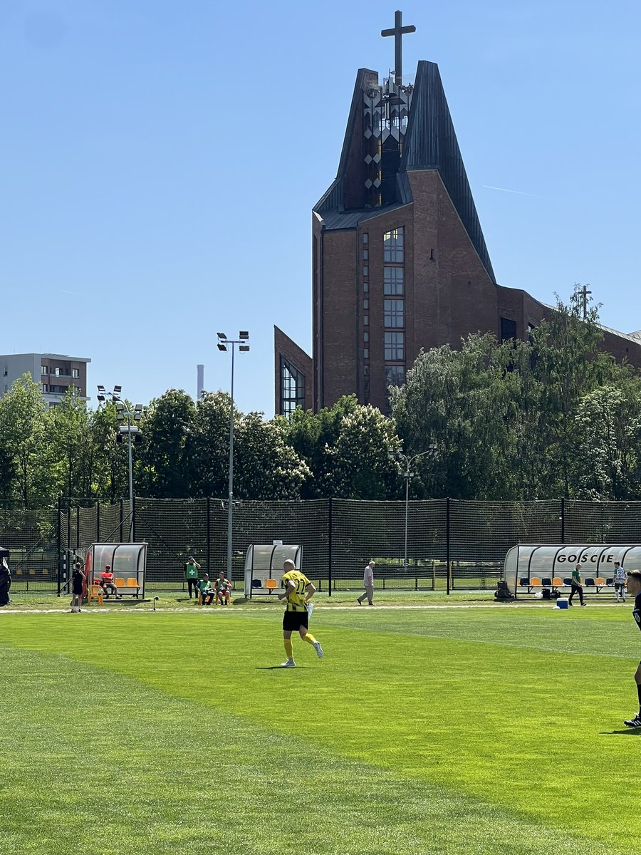 Pazdan99's tweet photo. @EkstraManu ⚽️ Wieczysta Kraków
🏟️ Stadion Klubu Sportowego Wieczysta Kraków
🇵🇱 2. Liga (D3)

J’ajoute le stade du Wieczysta Krakow ou il est possible de voir le légendaire Michał Pazdan https://t.co/JoBjyg4Wzy
