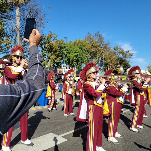 KECKSchool_USC's tweet photo. Teaming up with University Relations, @uscnorris, and @SoCalCTSI we proudly participated in LA’s largest street festival, Taste of Soul, bringing health information and resources directly to the Crenshaw community. 🏥🎶

#CommunityFirst #USCOutreach #TasteOfSoul https://t.co/eVwiWIczVs