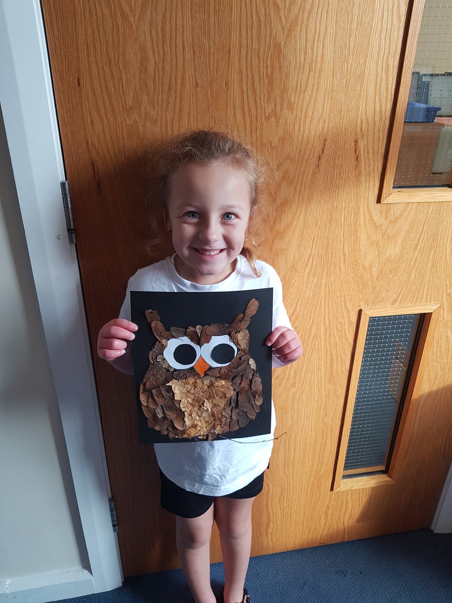 Rosie in Y1 has been working incredibly hard on her artwork inspired by Autumn. We love the way she has created texture! 😊 #TeamTJI #weareartists #collage