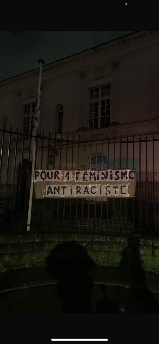 Les <a href="/Jeunessoc44/">Jeunes socialistes de Loire-Atlantique</a> étaient présent.es ce soir à la manifestation contre les violences sexistes et sexuelles à Nantes ! Un combat essentiel pour une société plus juste, égalitaire et respectueuse. ✨🌹
