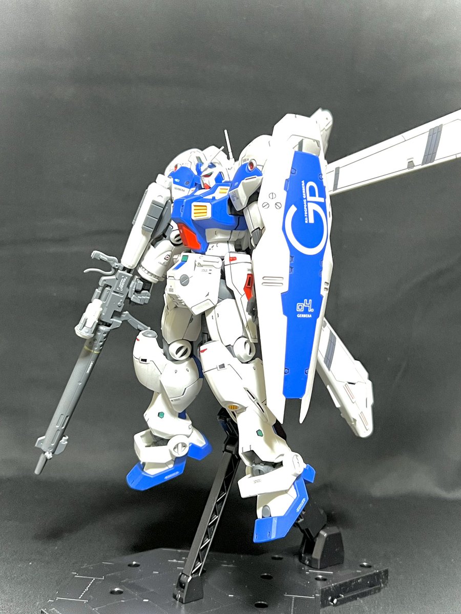 astan0shiki's tweet photo. RE/100 RX-78GP04G ガーベラ
墨入れ・部分塗装・デカール・つや消しクリアで完成です。
REでも古いキットなので、部分塗装が多い印象でした。
ご覧頂きありがとうございました!
#おはようモデラー
#ガンプラの画像を貼るとRTされると聞いて
#ガンプラ好きと繋がりたい
#ガンプラ
#GP04G
#ガーベラ https://t.co/UppnfOsPAz