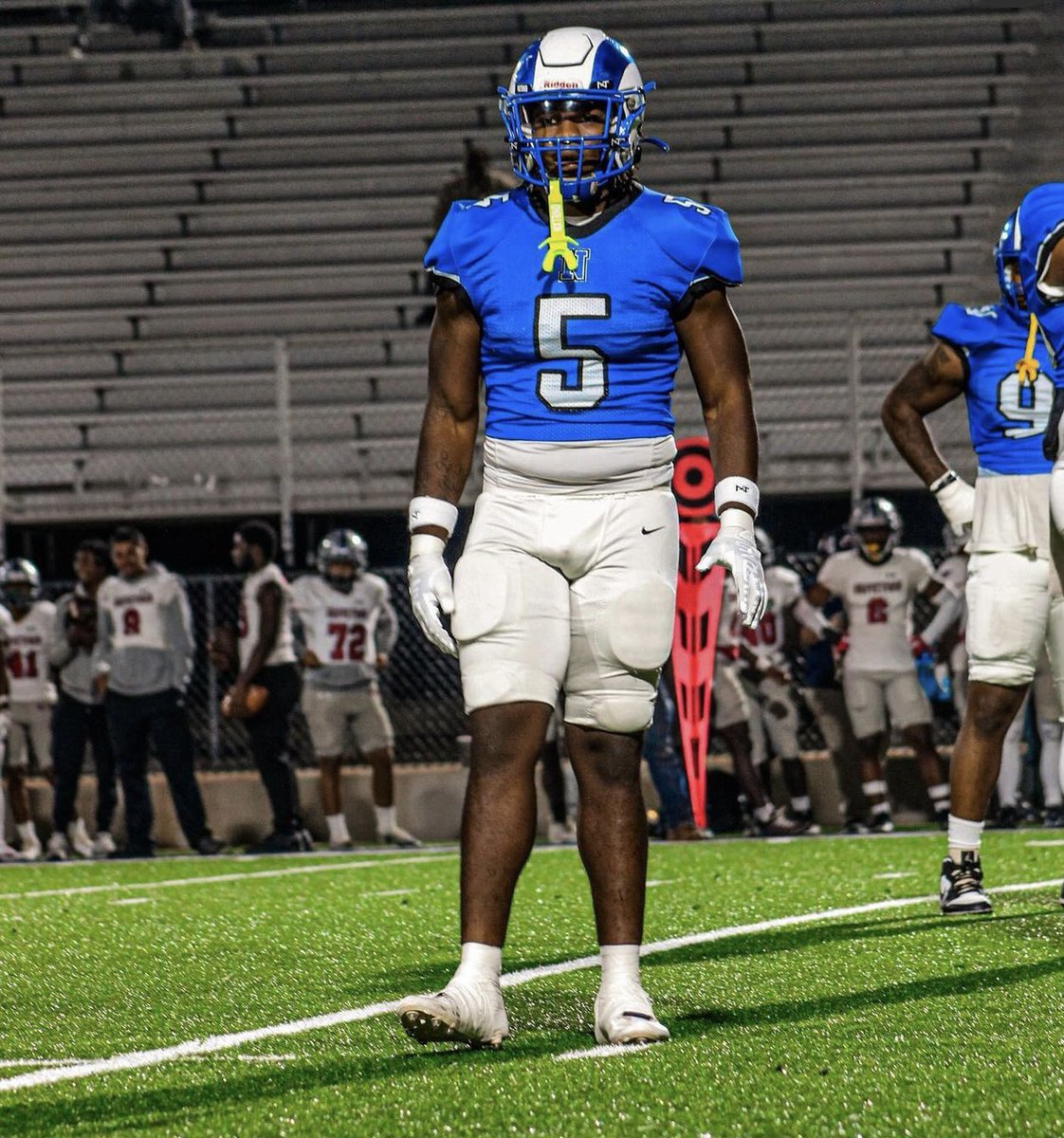 Coach Brēone Adkins tweet media