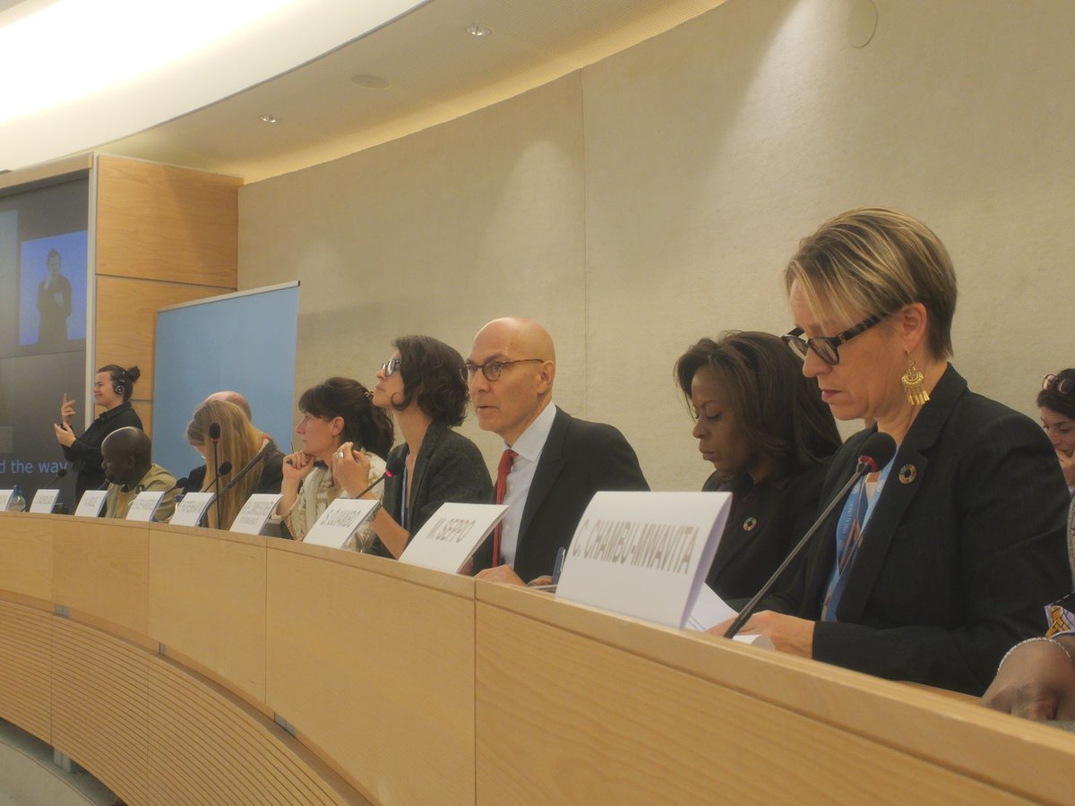 volker_turk's tweet photo. I urge business leaders who recognise the immense value of human rights in their practices to use their influence and help steer our world towards the right path. @WGBizHRs, your leadership is crucial in re-thinking the power of human rights in shaping the future of business. https://t.co/hG9IZp1KOa