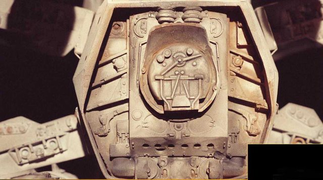 Barry Kelly tweet media