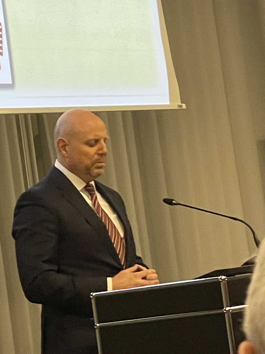 COURAGE_COMM's tweet photo. Top Veranstaltung 🇺🇸 Verleihung des Transatlantikpreises 2024 an den Vorsitzenden der #Atlantikbrücke e.V. Herrn Bundesaußenminister a.D.
Prof. Sigmar Gabriel. #SteubenSchurz #USConsulGeneral - und ein Überraschungsgast hat gesungen: #PeterMaffay https://t.co/v3k0ZMEz1U